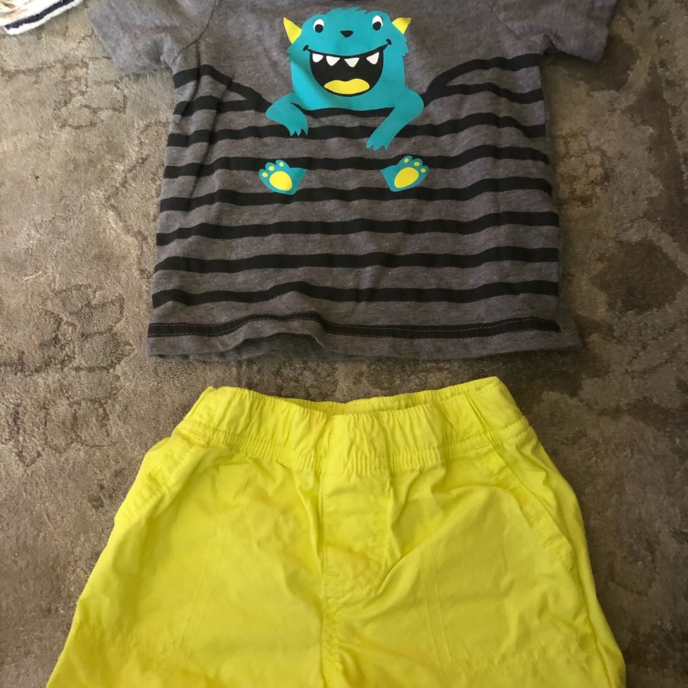 Shorts and tshirt